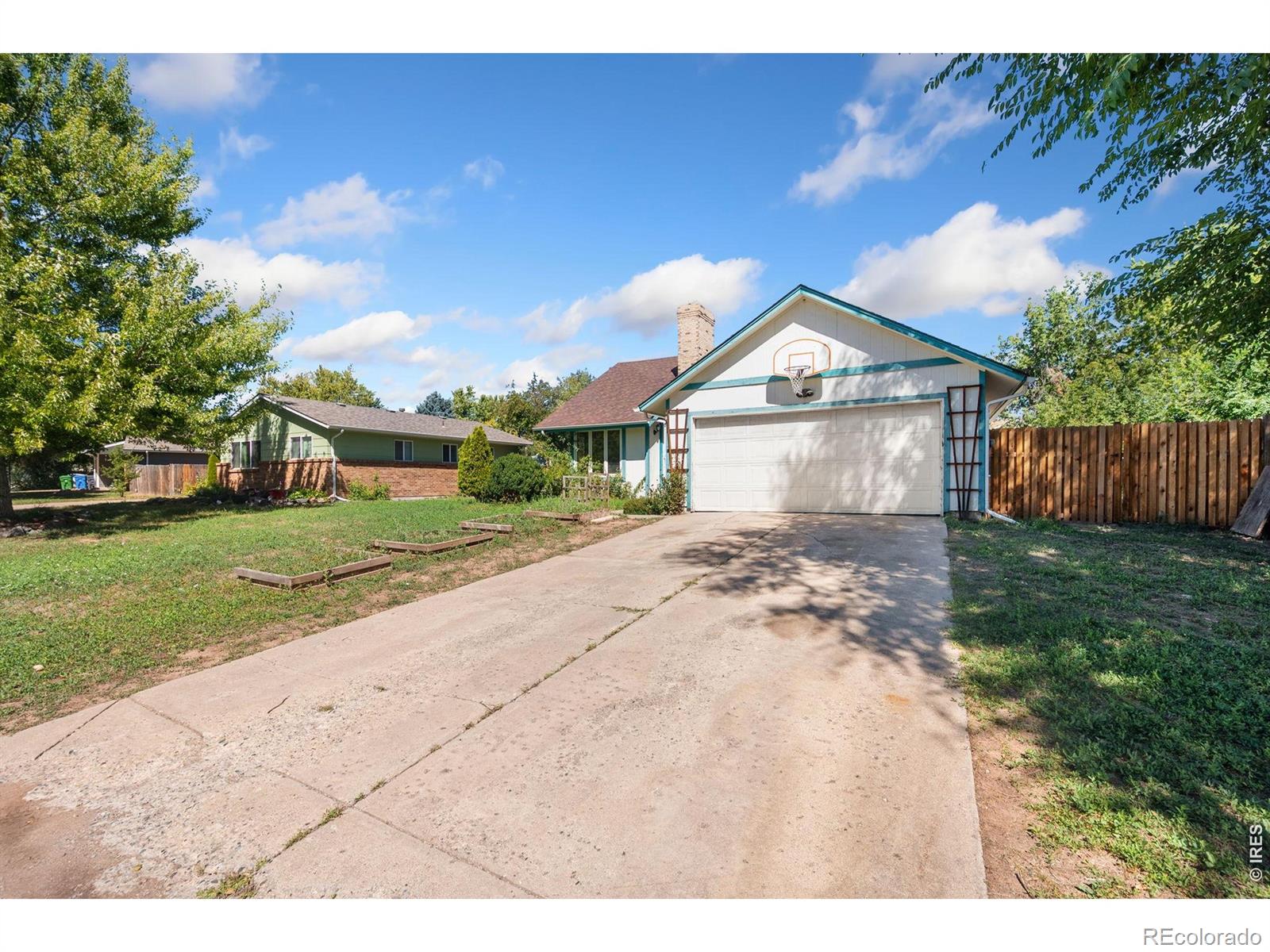 2124 Ayrshire Drive