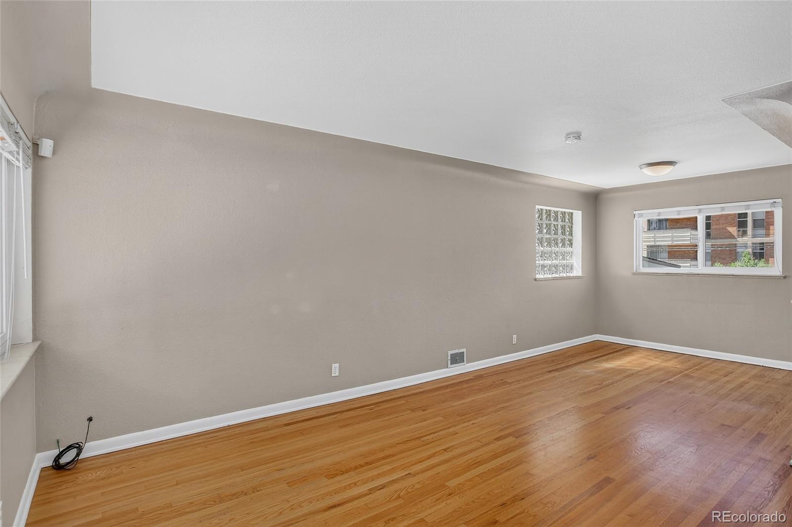 2525 & 2527 S University Boulevard