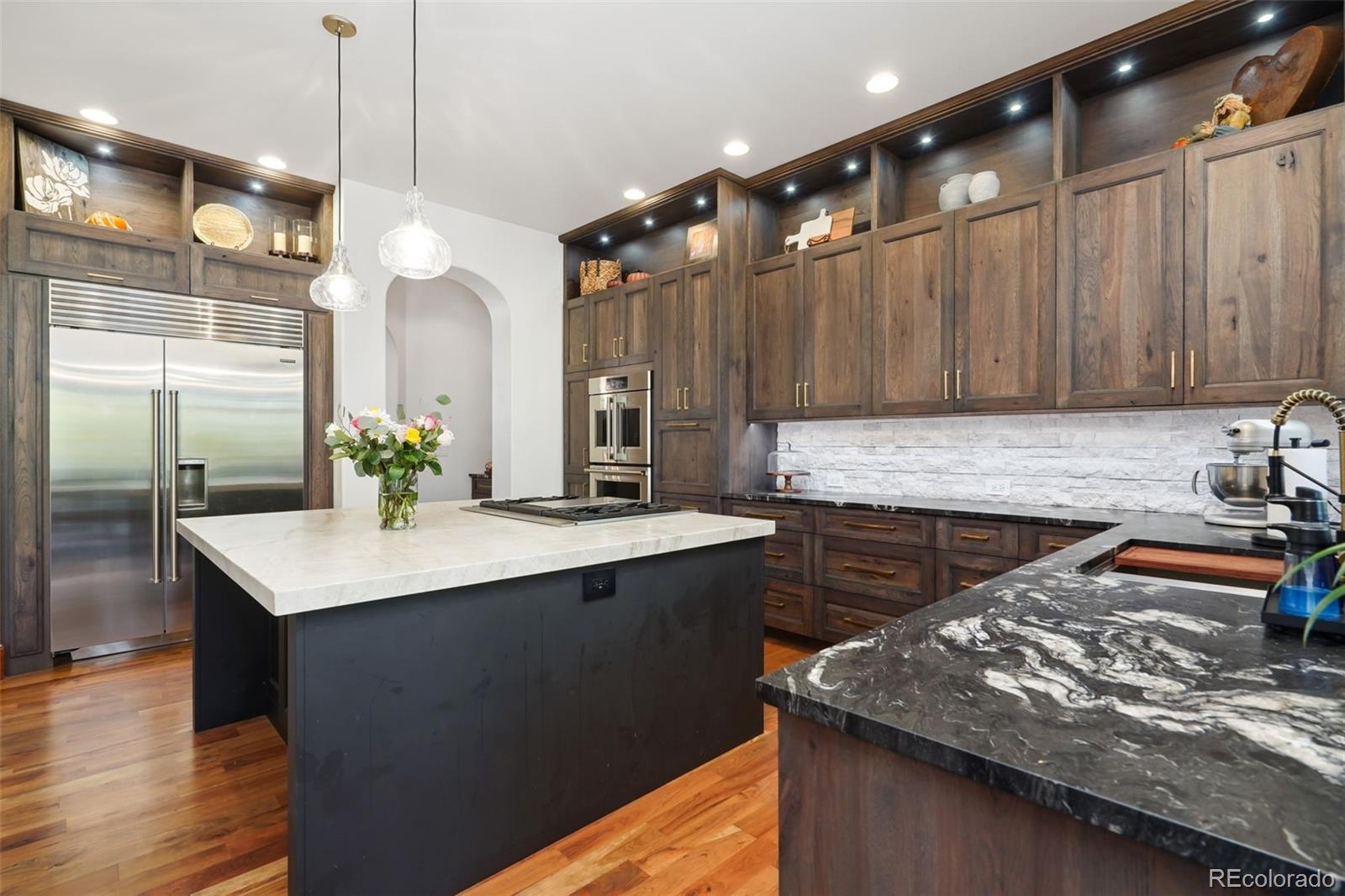 2121 Jade Way