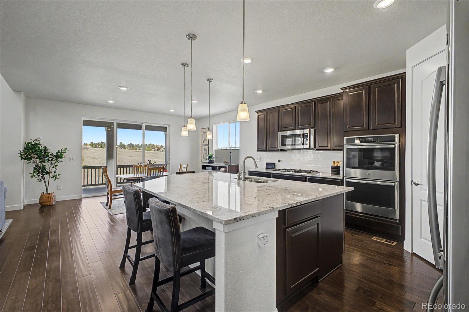 6982 Hyland Hills Street