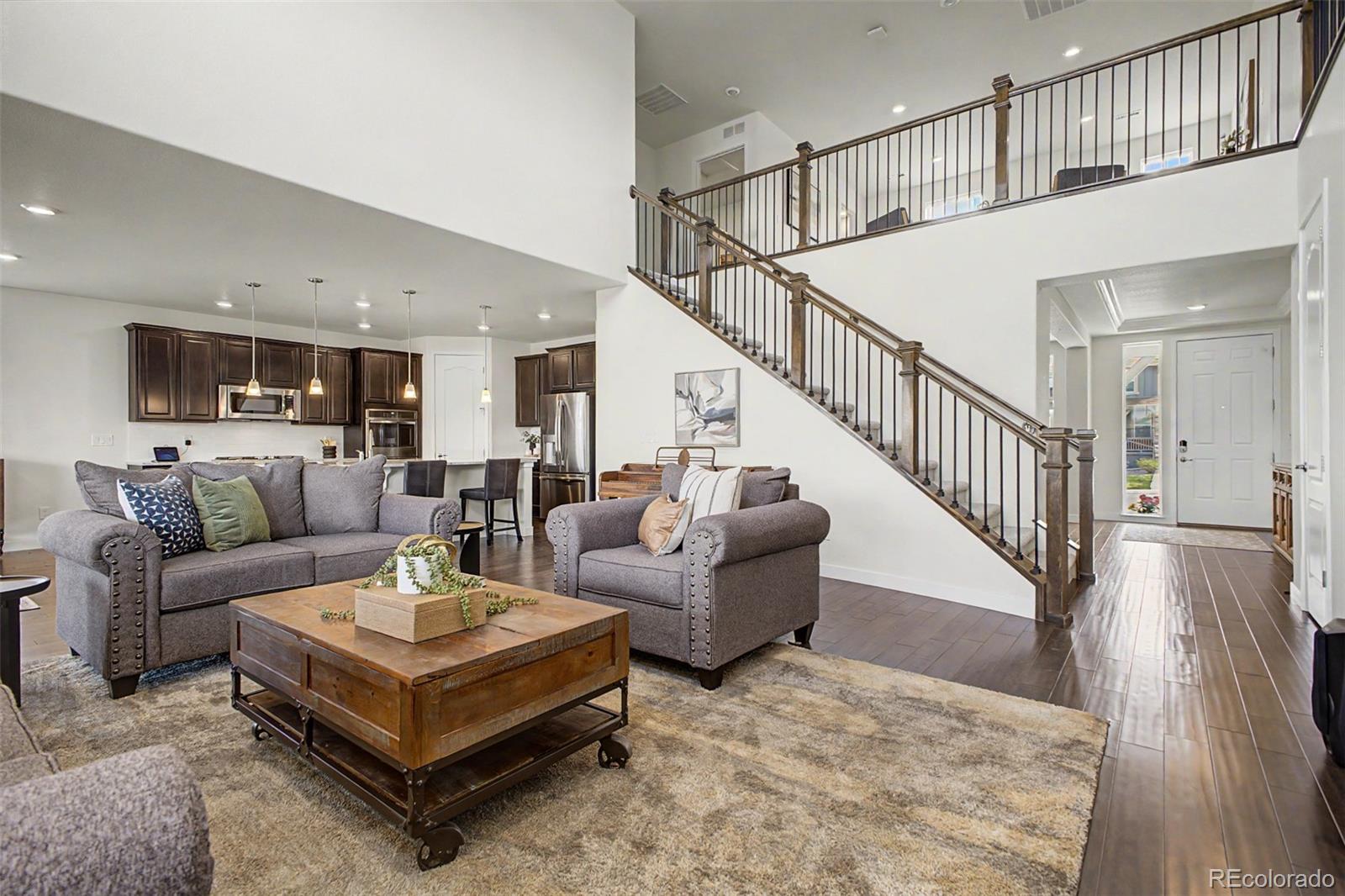 6982 Hyland Hills Street