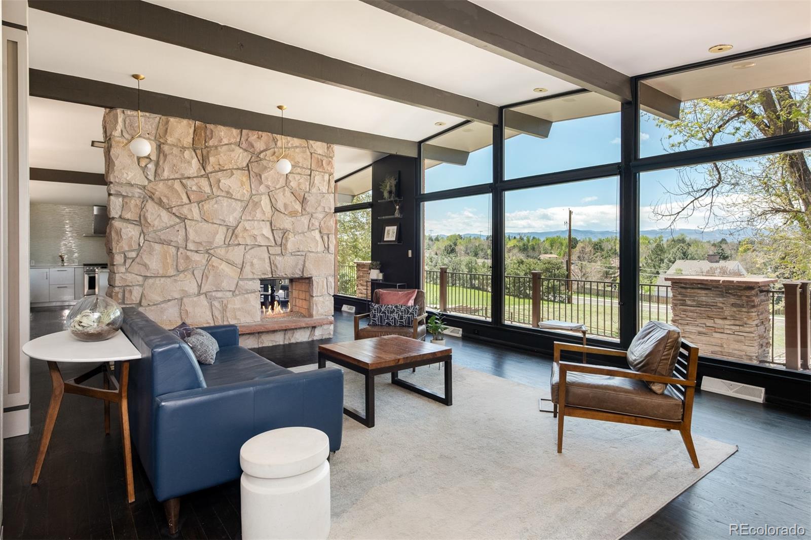 8 Lindenwood Drive