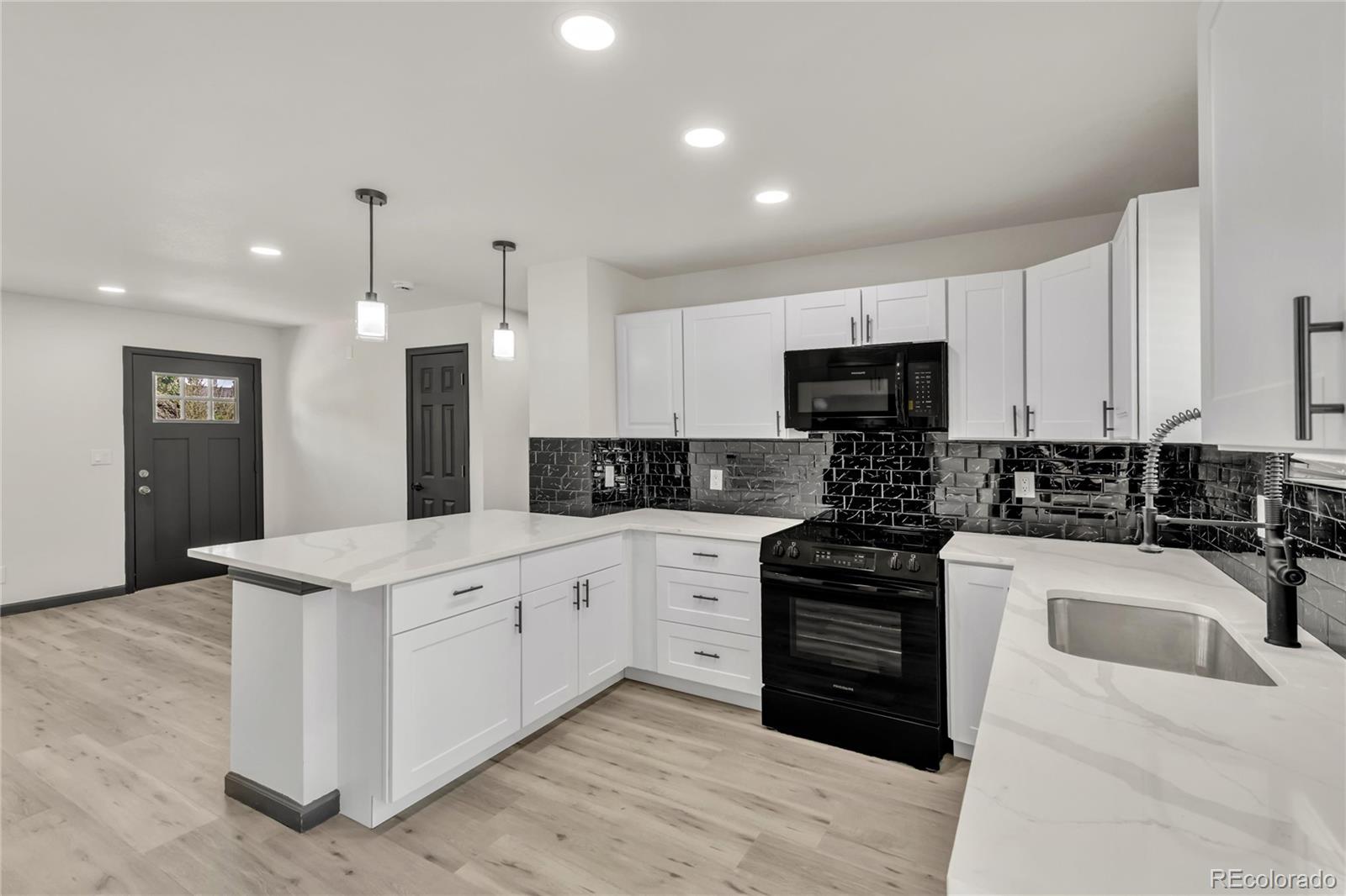 13124 Robins Drive