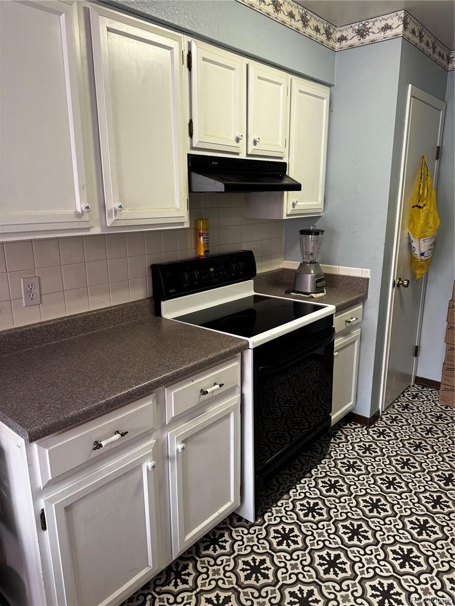 9787 Orangewood Drive, Thornton, CO, 80260 3 9787 Orangewood Drive