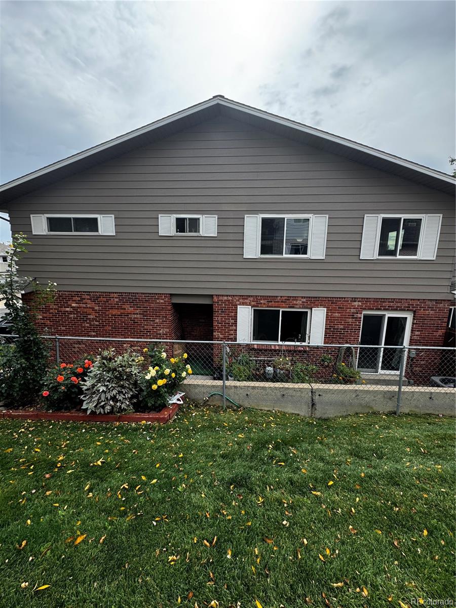 9787 Orangewood Drive, Thornton, CO, 80260 2 9787 Orangewood Drive