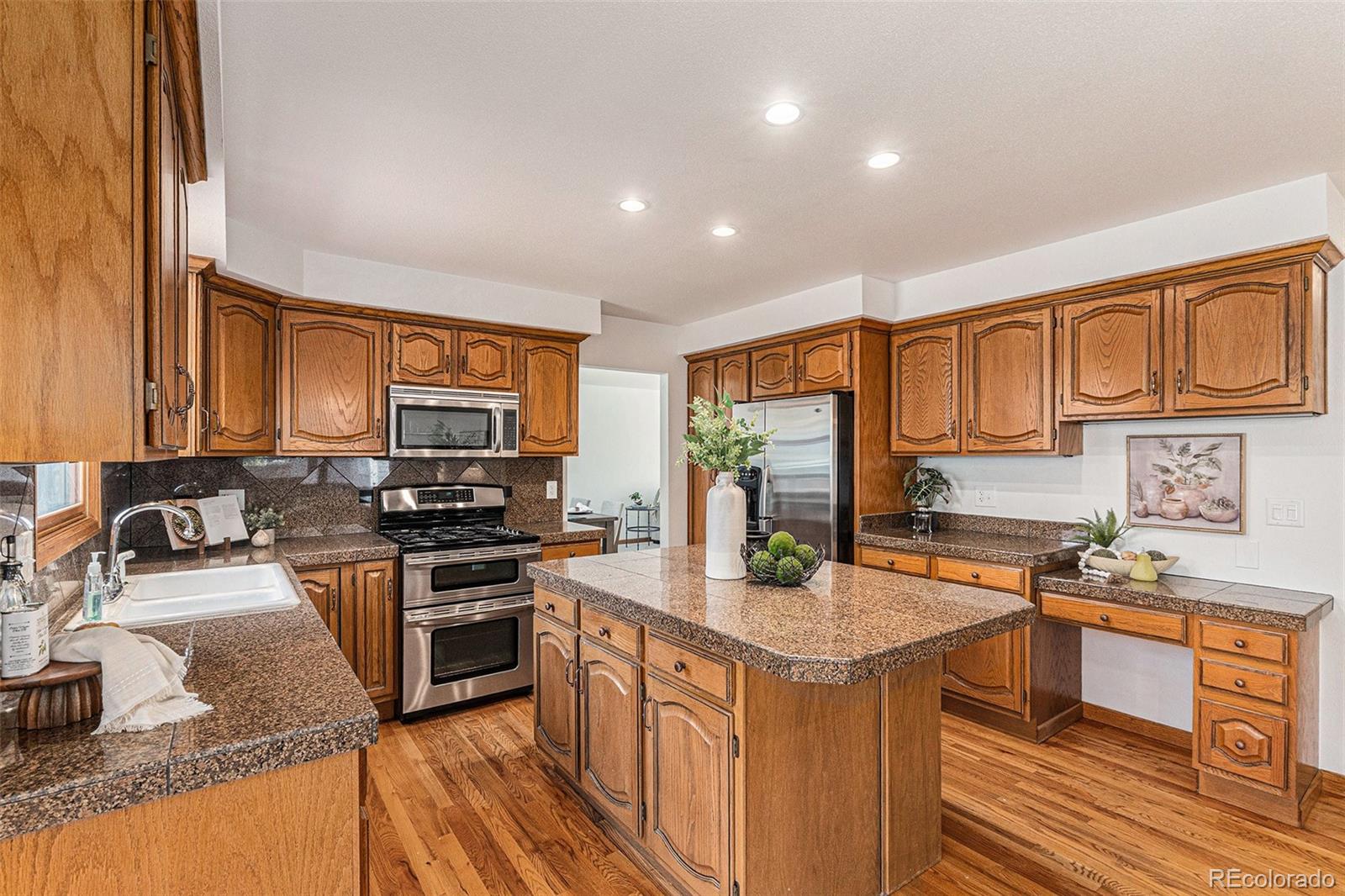818 Maxwell Court