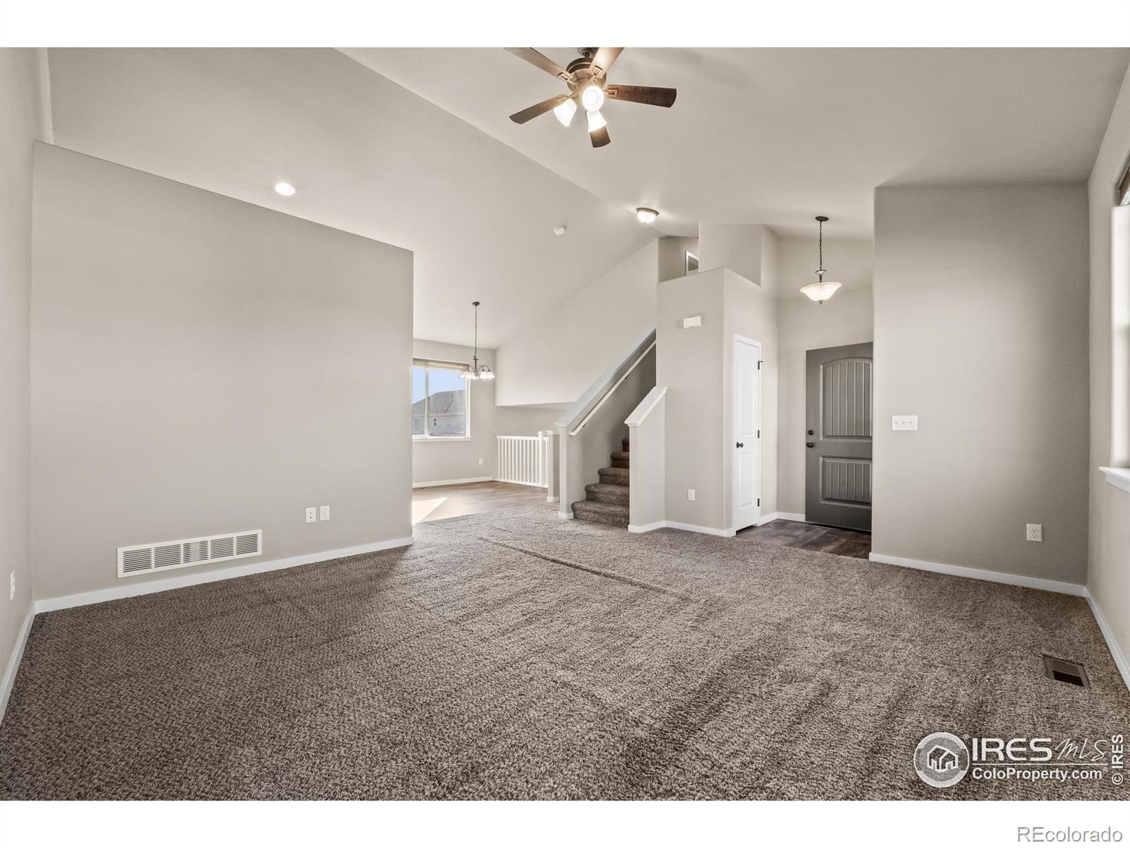 1101 Cottontail Lane