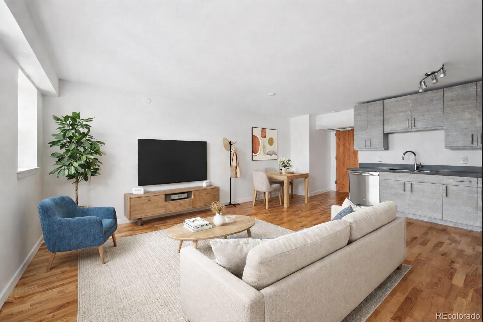 2835 W Parkside Place 305