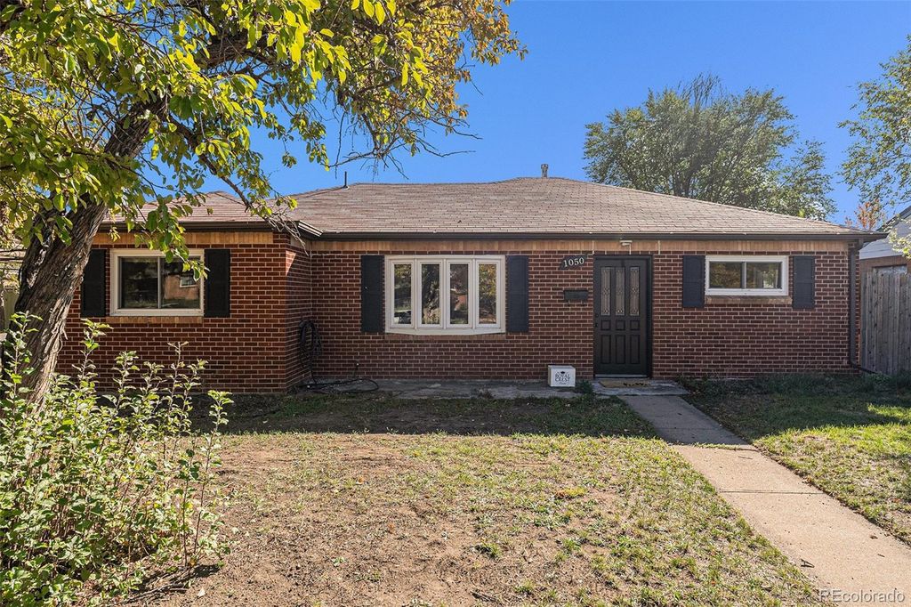 Photo of 1050 Elm Place, Thornton, CO 80229 (MLS # 5239957)