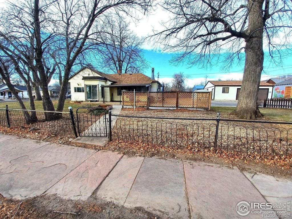 Photo of 409 E Cleveland Street, Lafayette, CO 80026 (MLS # IR1051429)