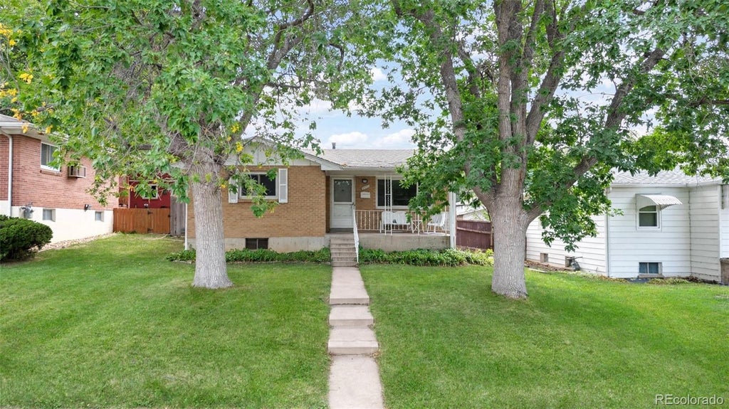 Photo of 4464 S Galapago Street, Englewood, CO 80110 (MLS # 1620838)