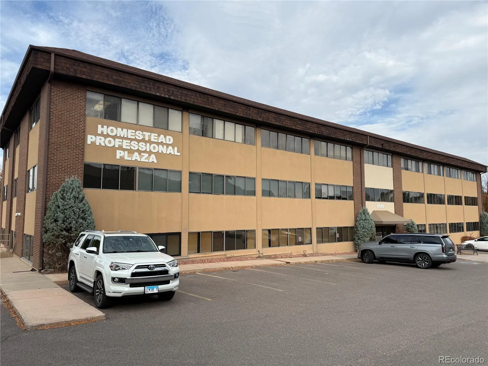 Centennial, Colorado 80112, United States, ,Commercial,Active,239049