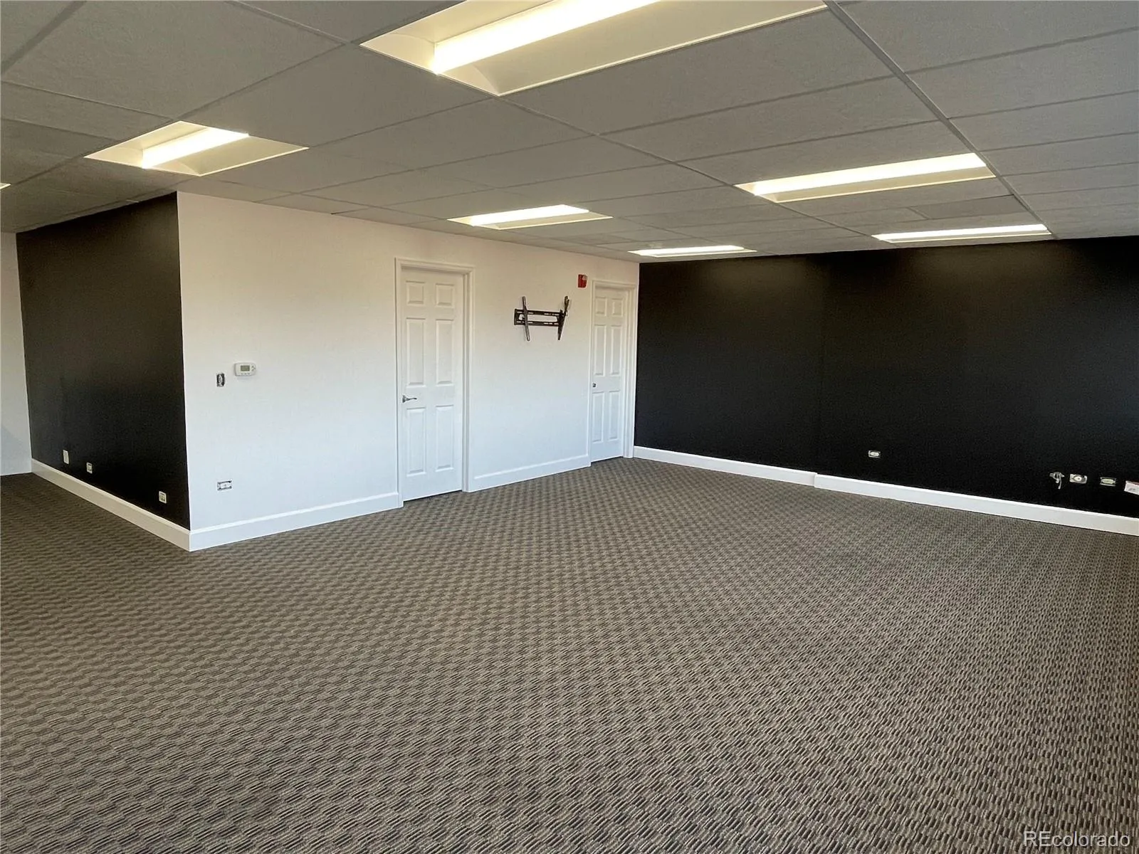 Centennial, Colorado 80112, United States, ,Commercial,Active,239049