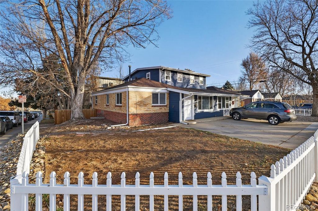 Photo of 5101 E 8th Avenue, Denver, CO 80220 (MLS # 8871500)