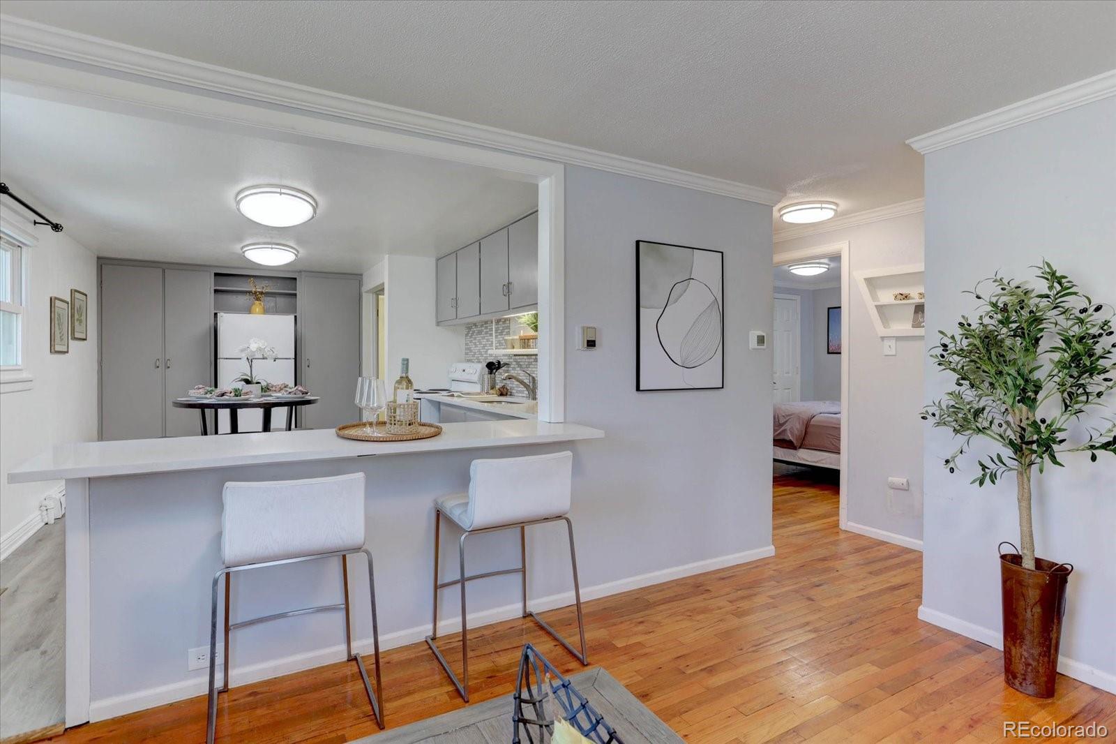6940 W 55th Place