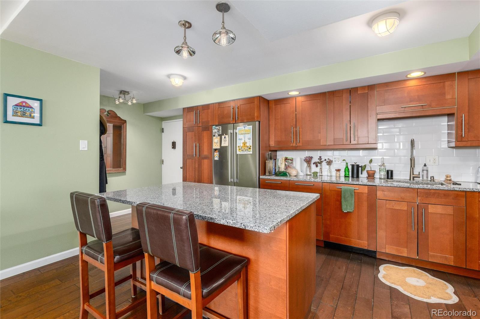 790 N Washington Street 706