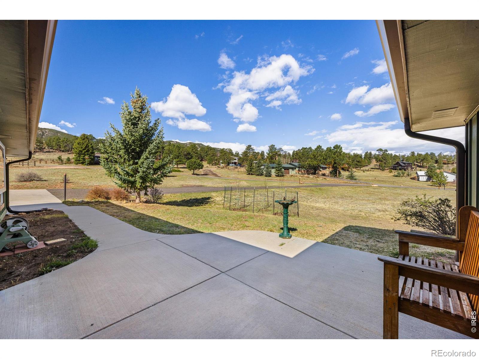 2758 Carriage Drive
