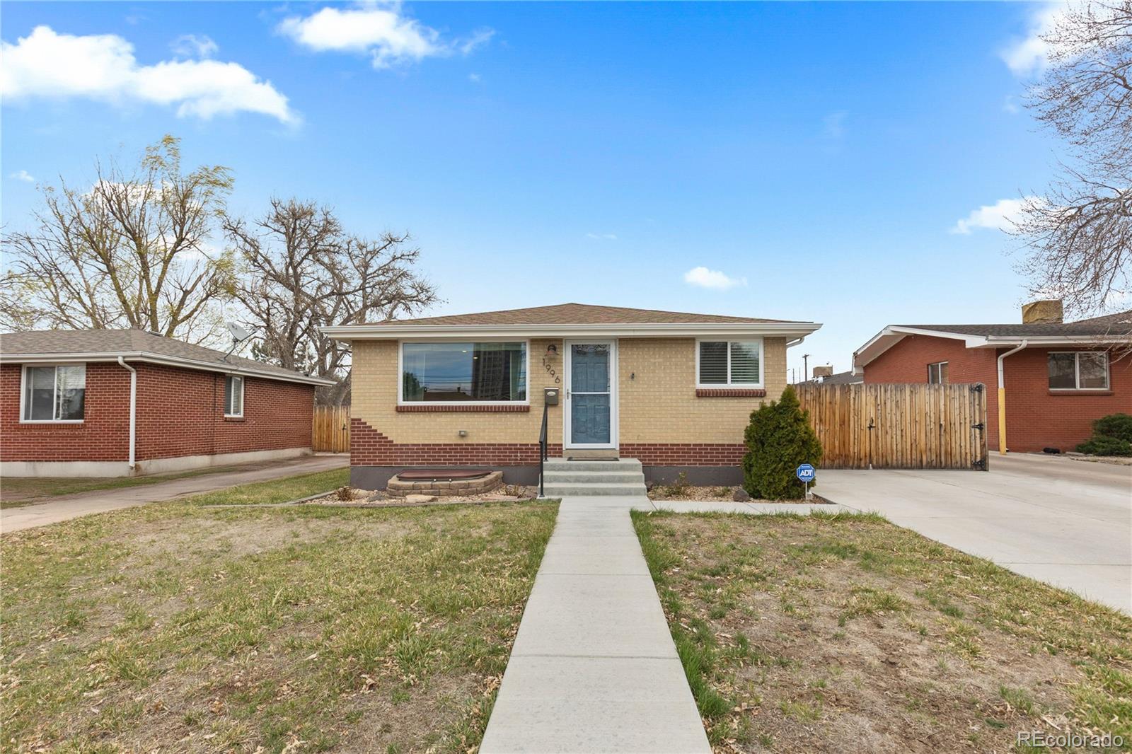 1996 S Dexter Street