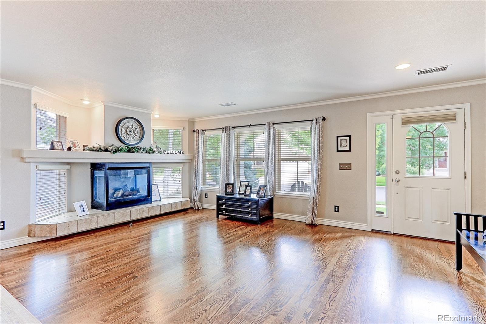 4687 Longs Court