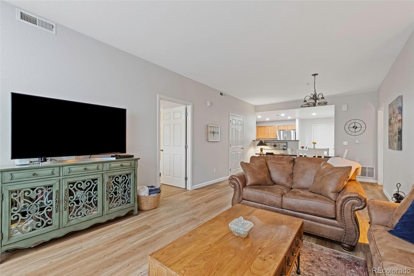 5445 Zephyr Street 101