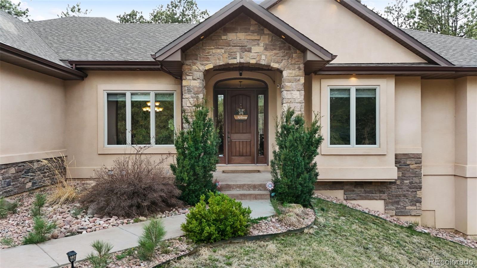 15424 Pole Pine Point