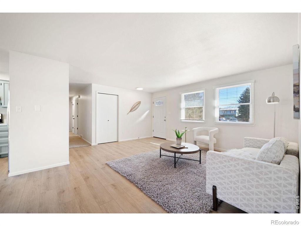 Photo of 1217 Hunter Court, Longmont, CO 80501 (MLS # IR1053621)