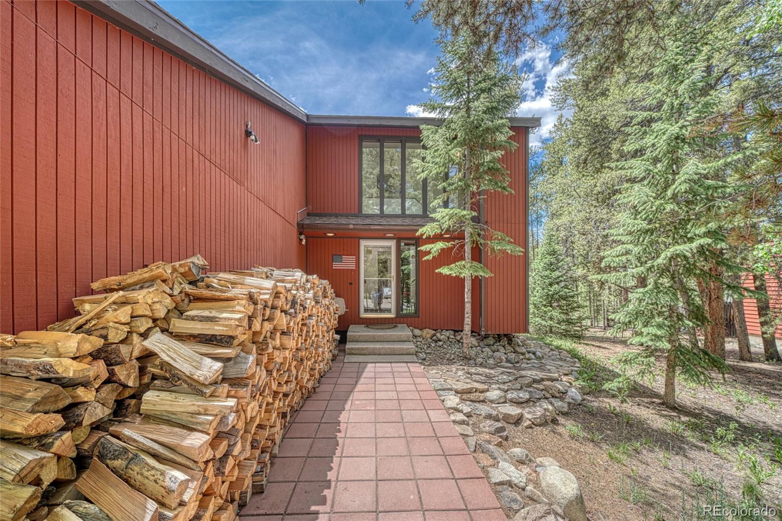 1642 Hummer Court