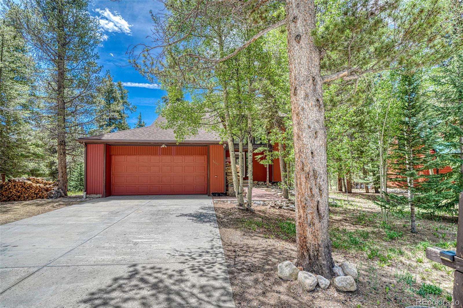 1642 Hummer Court