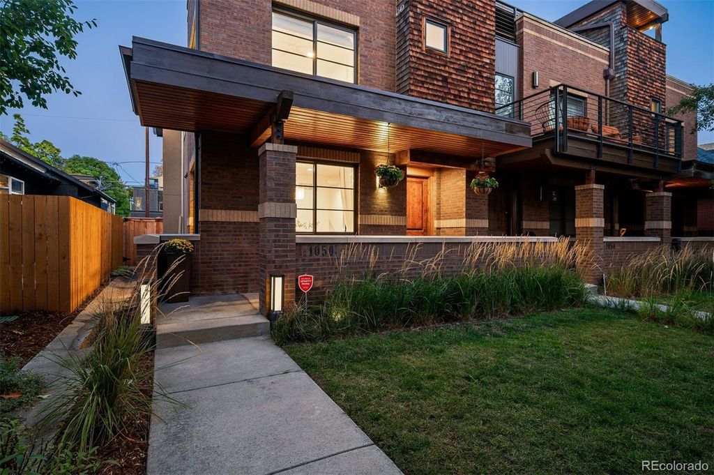 Photo of 1050 S Corona Street, Denver, CO 80209 (MLS # 3333688)