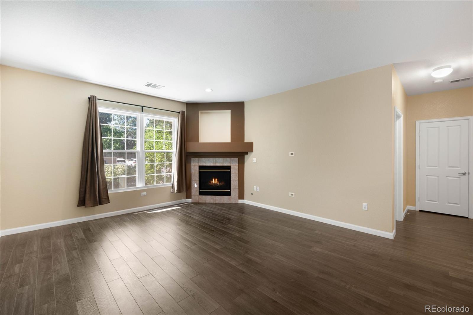 4064 S Carson Street 101