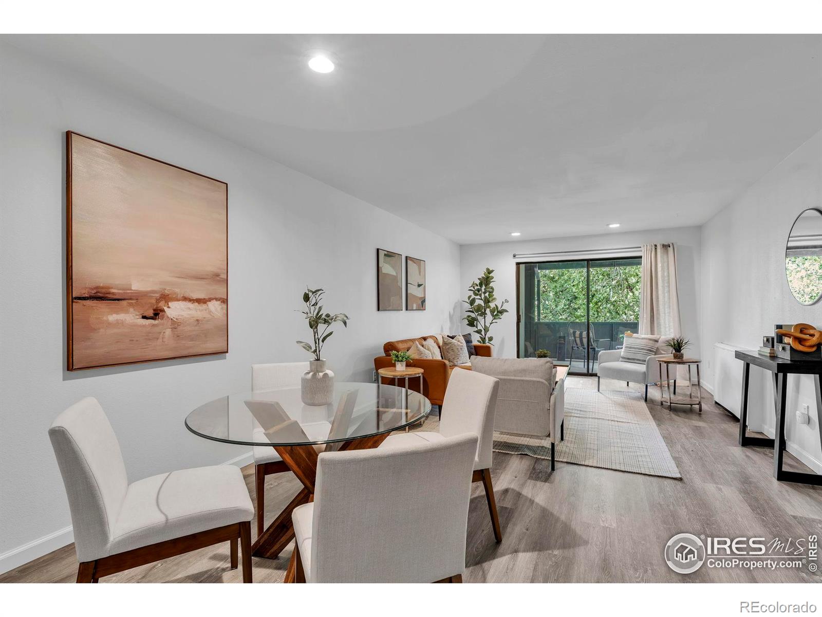 2227 Canyon Boulevard #458 B