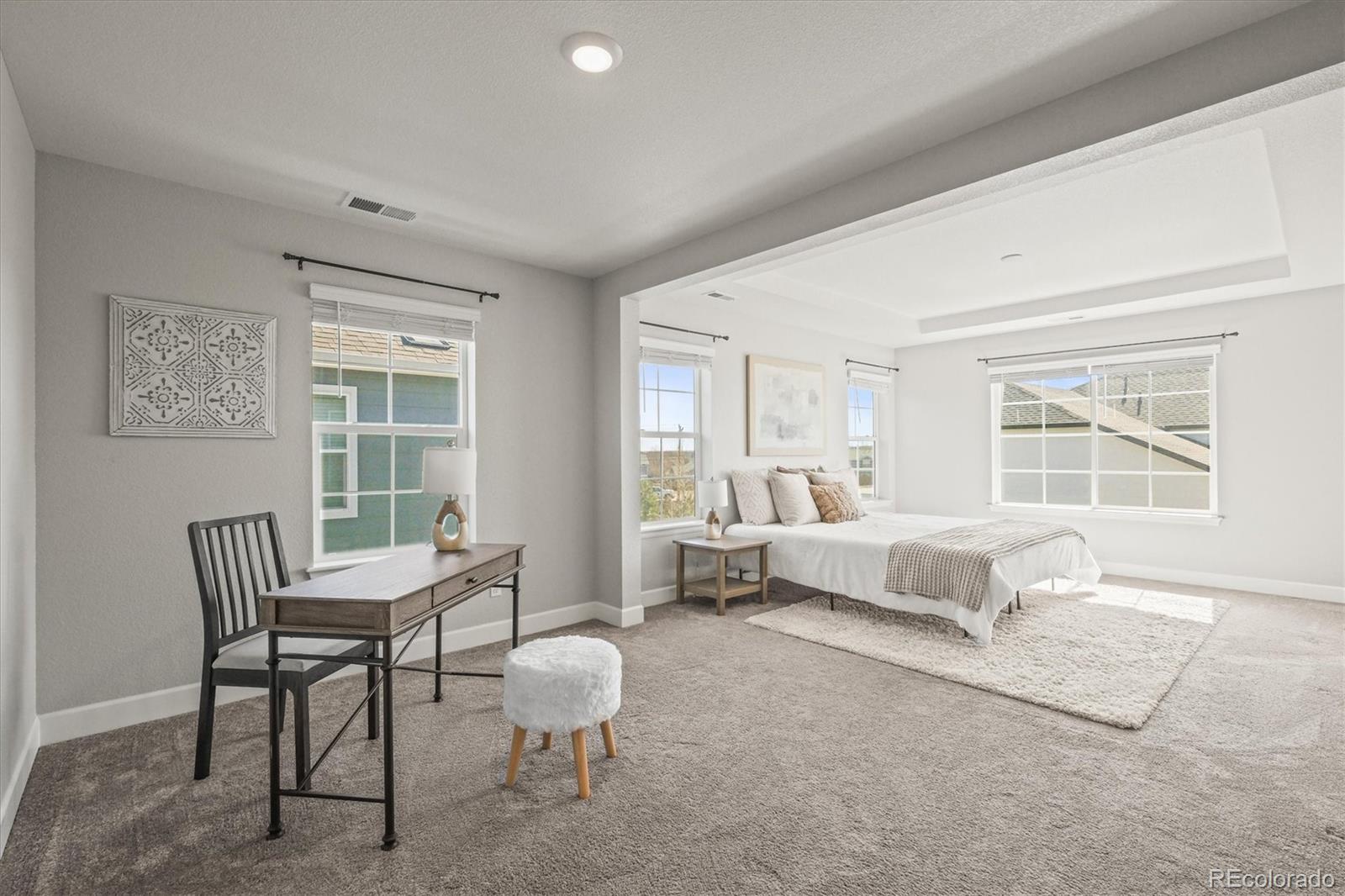 1624 Pinion Wing Circle