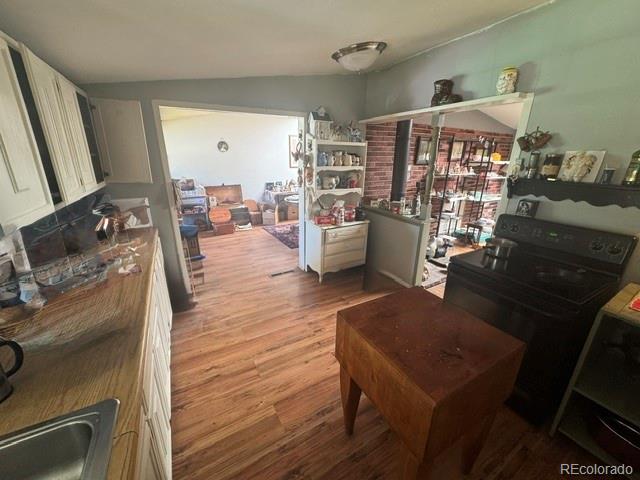 2540 Valley View Drive