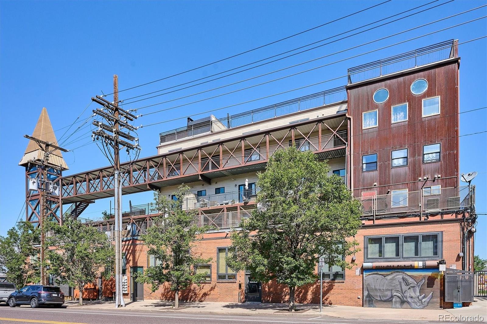 2715 Blake Street 201
