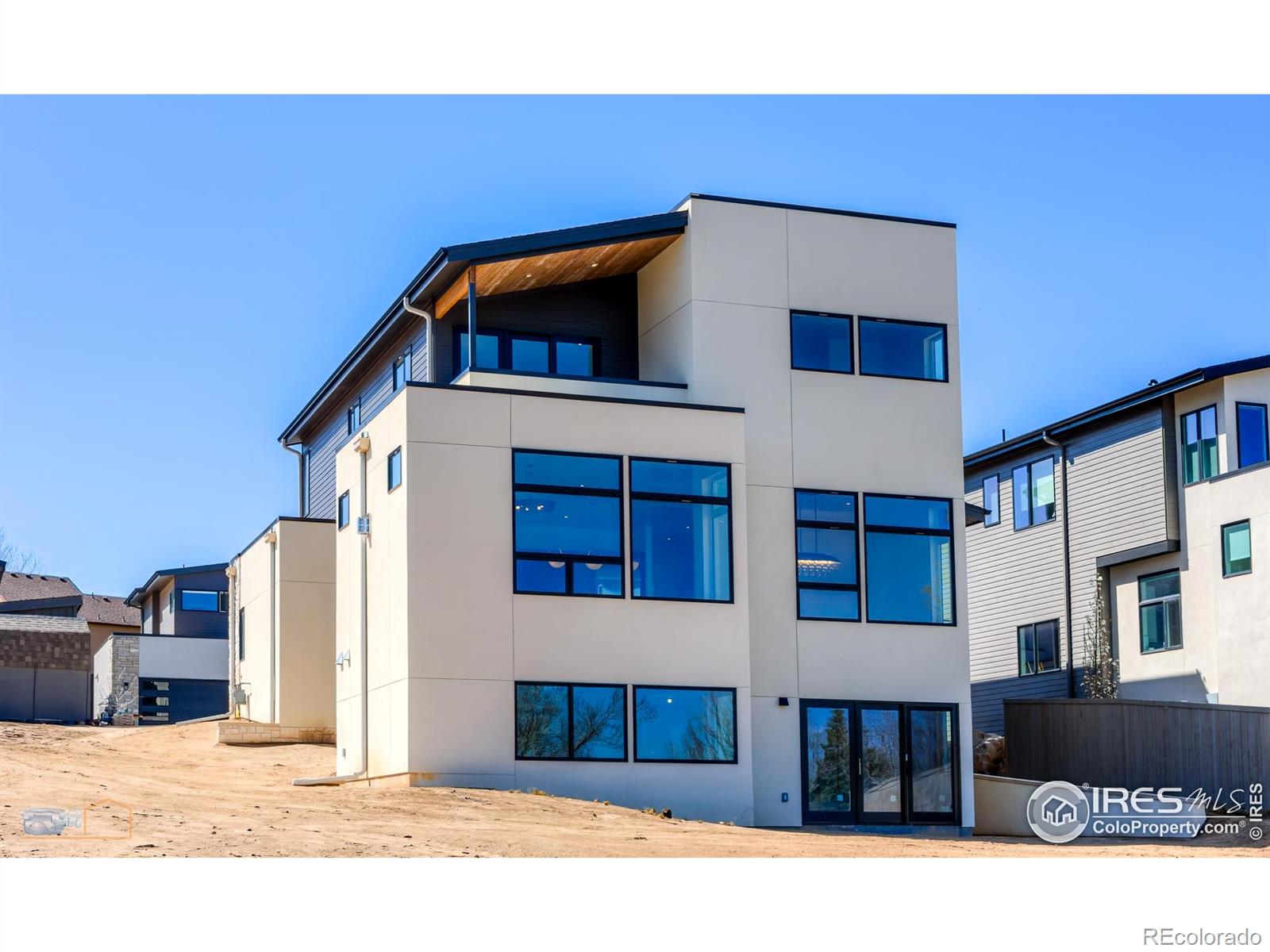 2305 Glacier Court