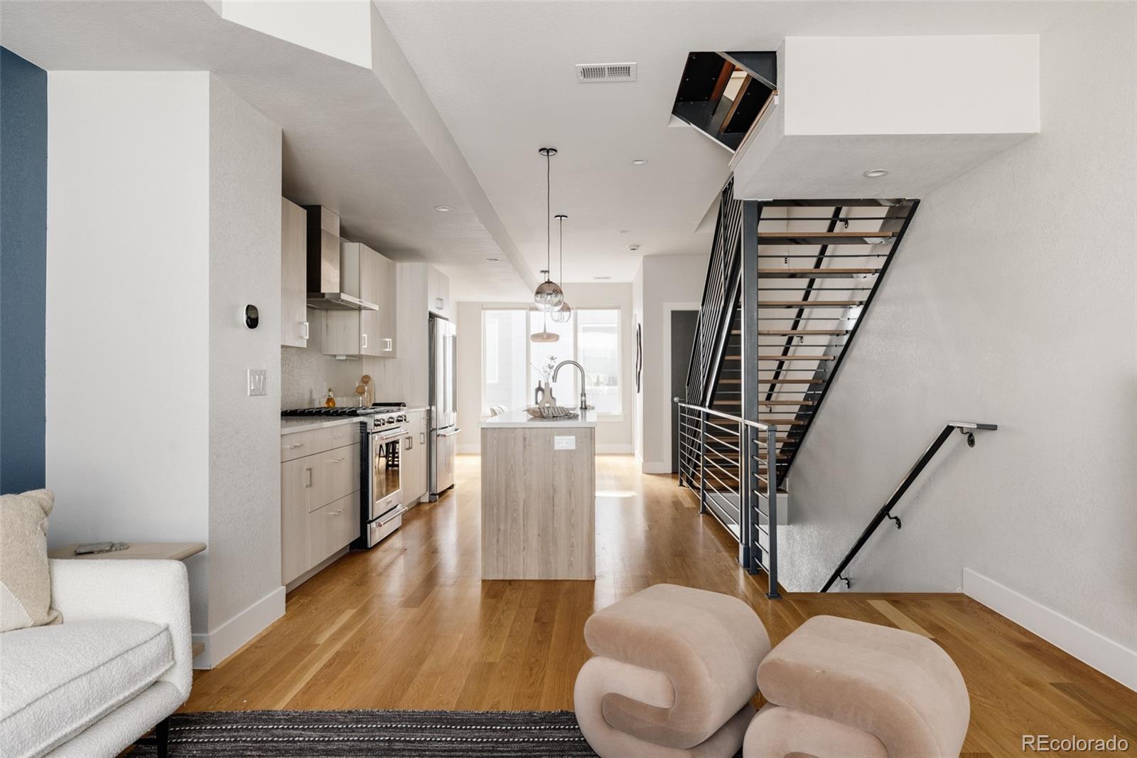 1836 Grove Street 107, Denver, CO, 80204 3 1836 Grove Street 107