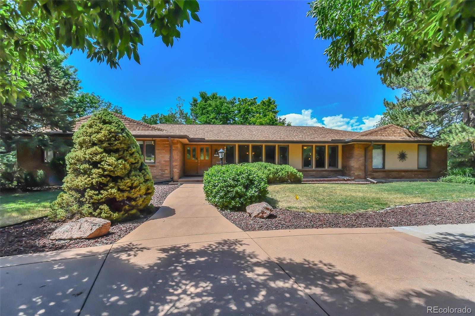 6400 E Ida Avenue