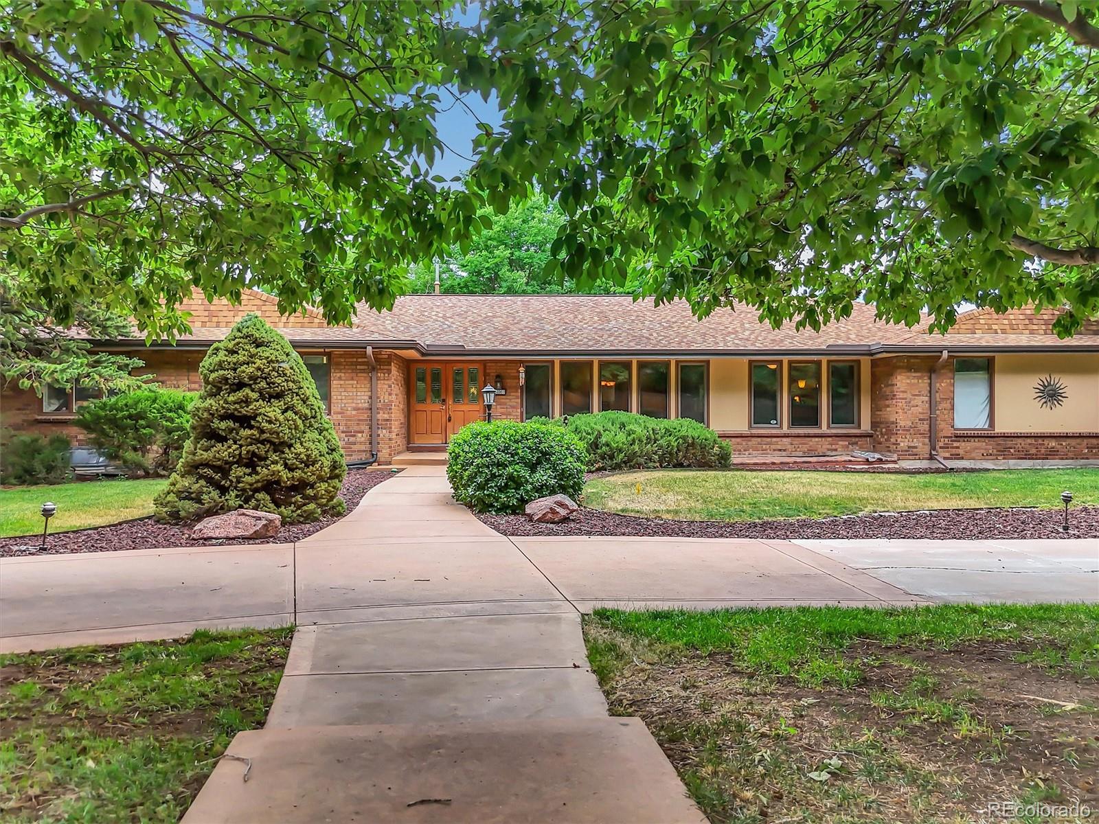 6400 E Ida Avenue