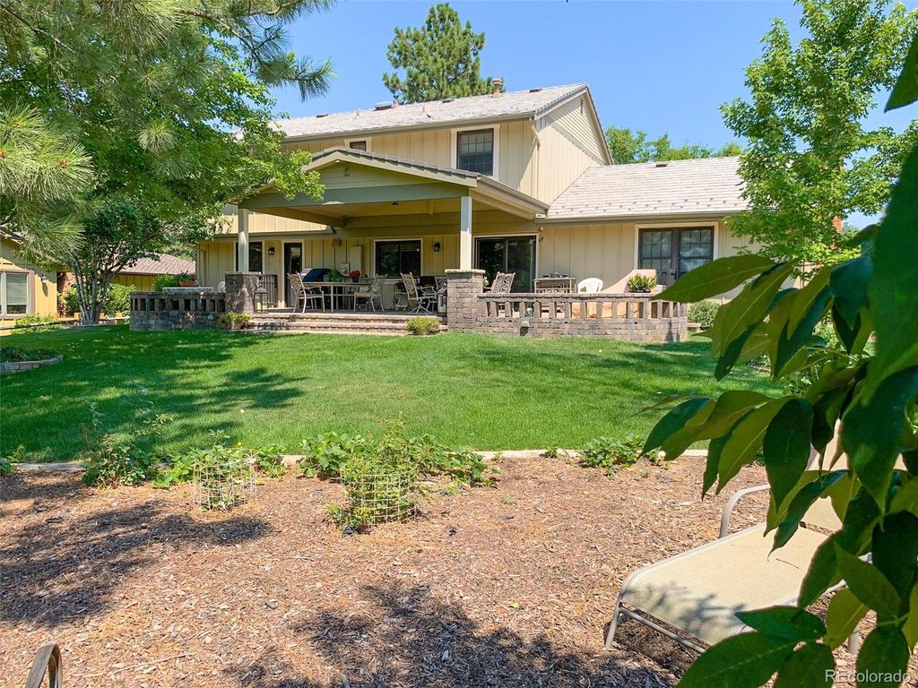 Photo of 7518 S Willow Circle, Centennial, CO 80112 (MLS # 6050953)