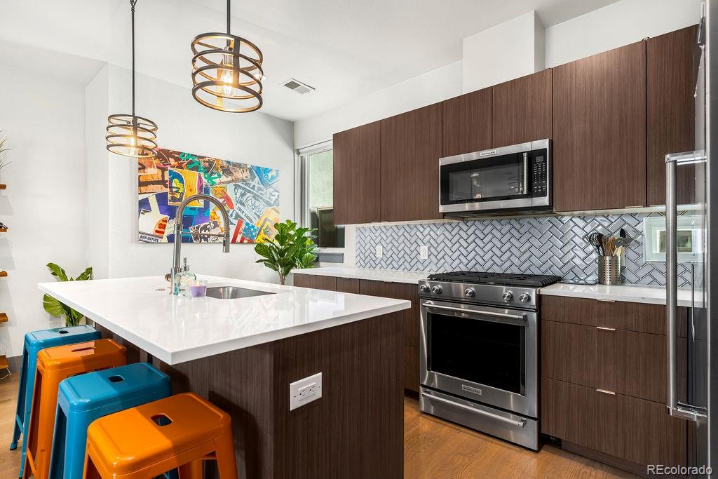 2816 W 26th Avenue 102