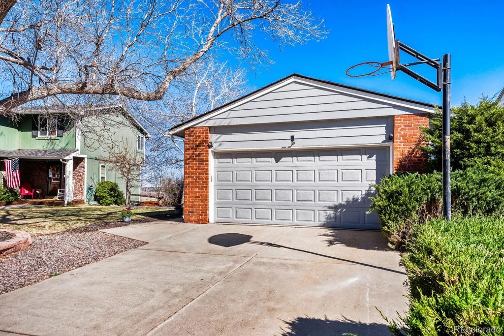 Photo of 5554 S Lansing Court, Englewood, CO 80111 (MLS # 3937076)