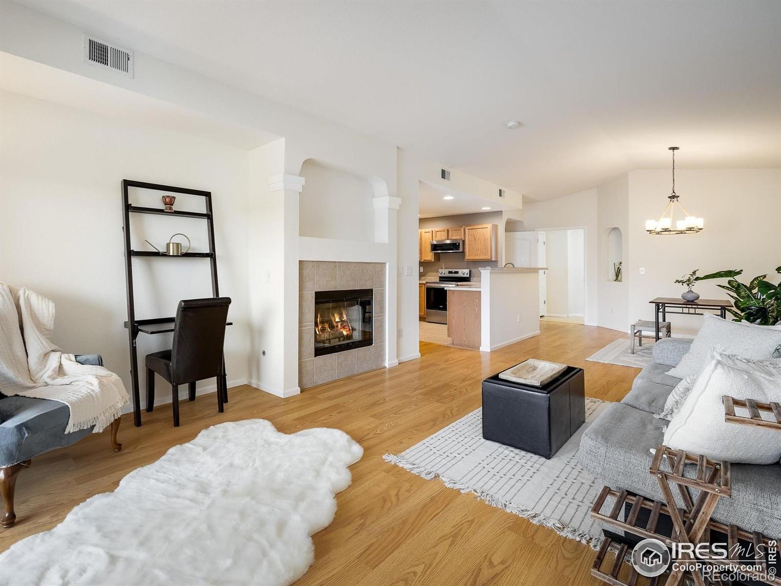 1122 Olympia Avenue 12H