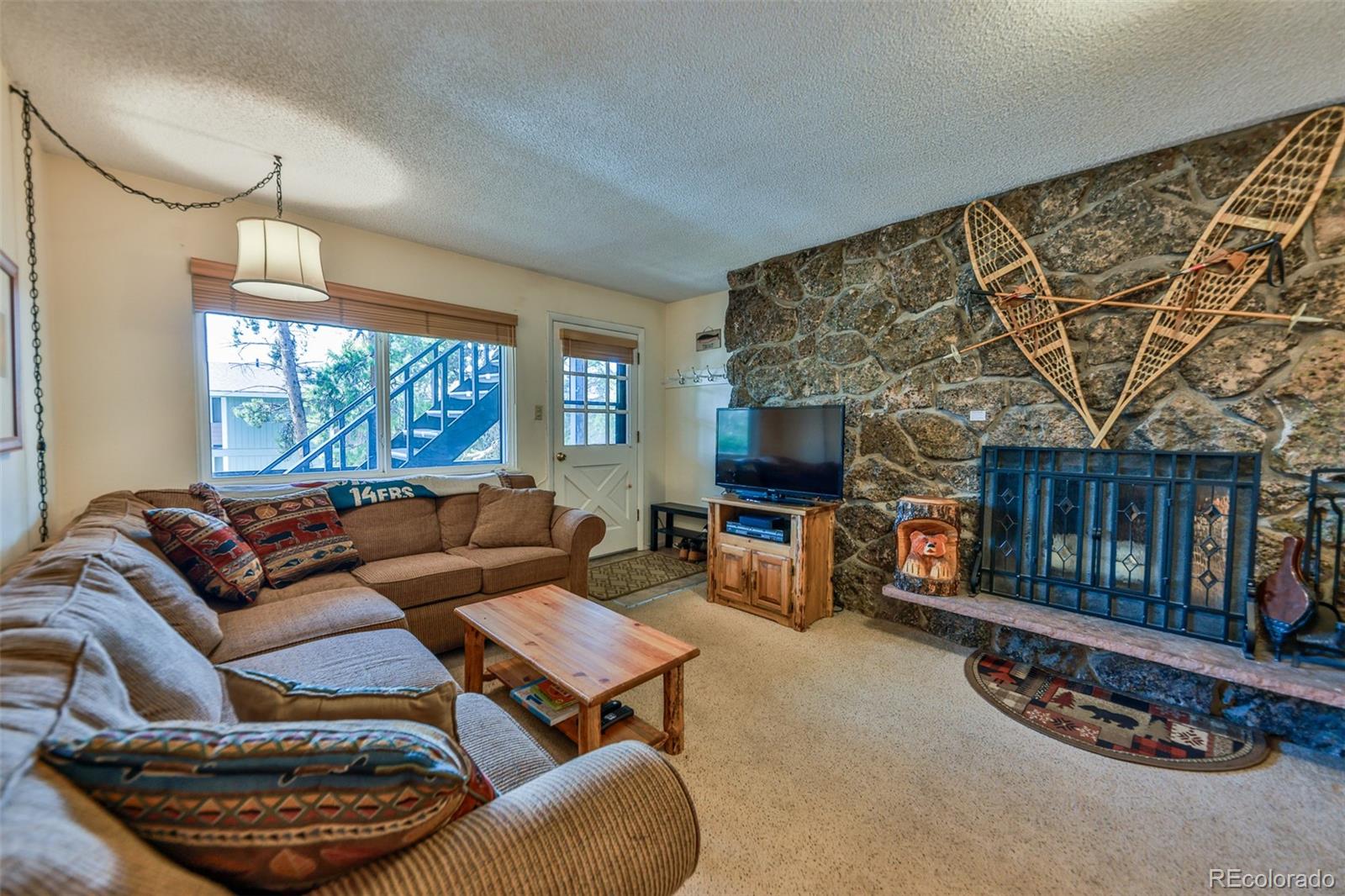 471 Hi Country Drive 11-12