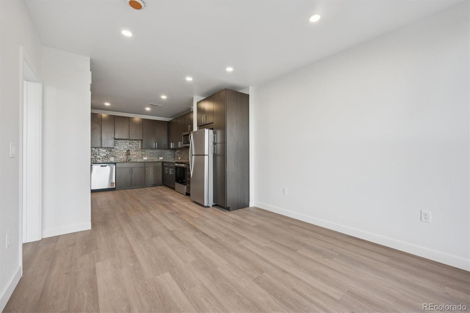 639 29th Street 211