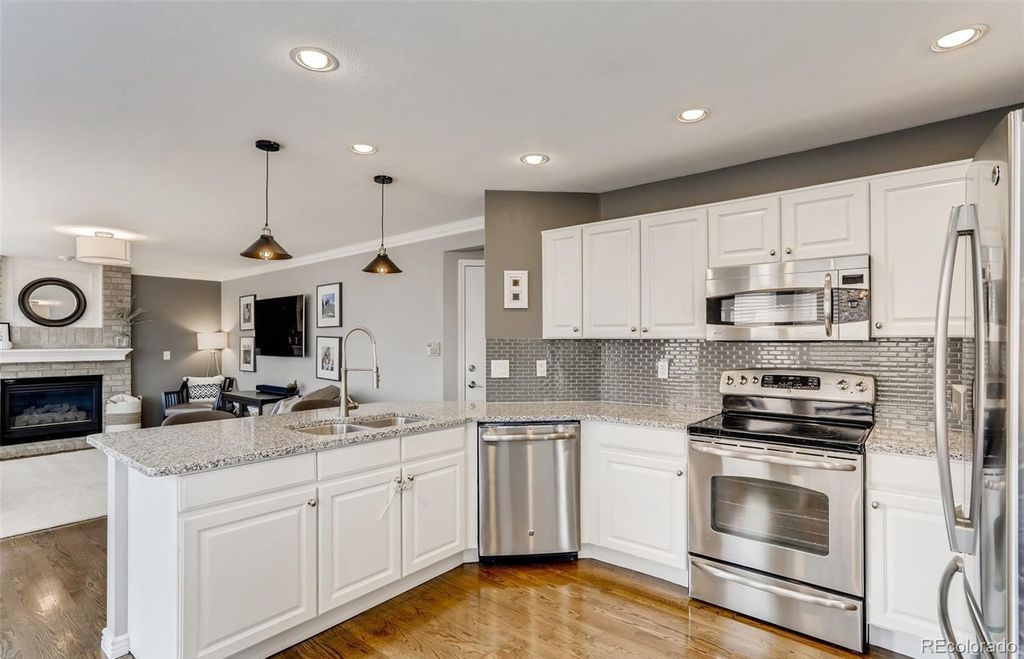 Photo of 16688 E Hialeah Avenue, Centennial, CO 80015 (MLS # 6553983)