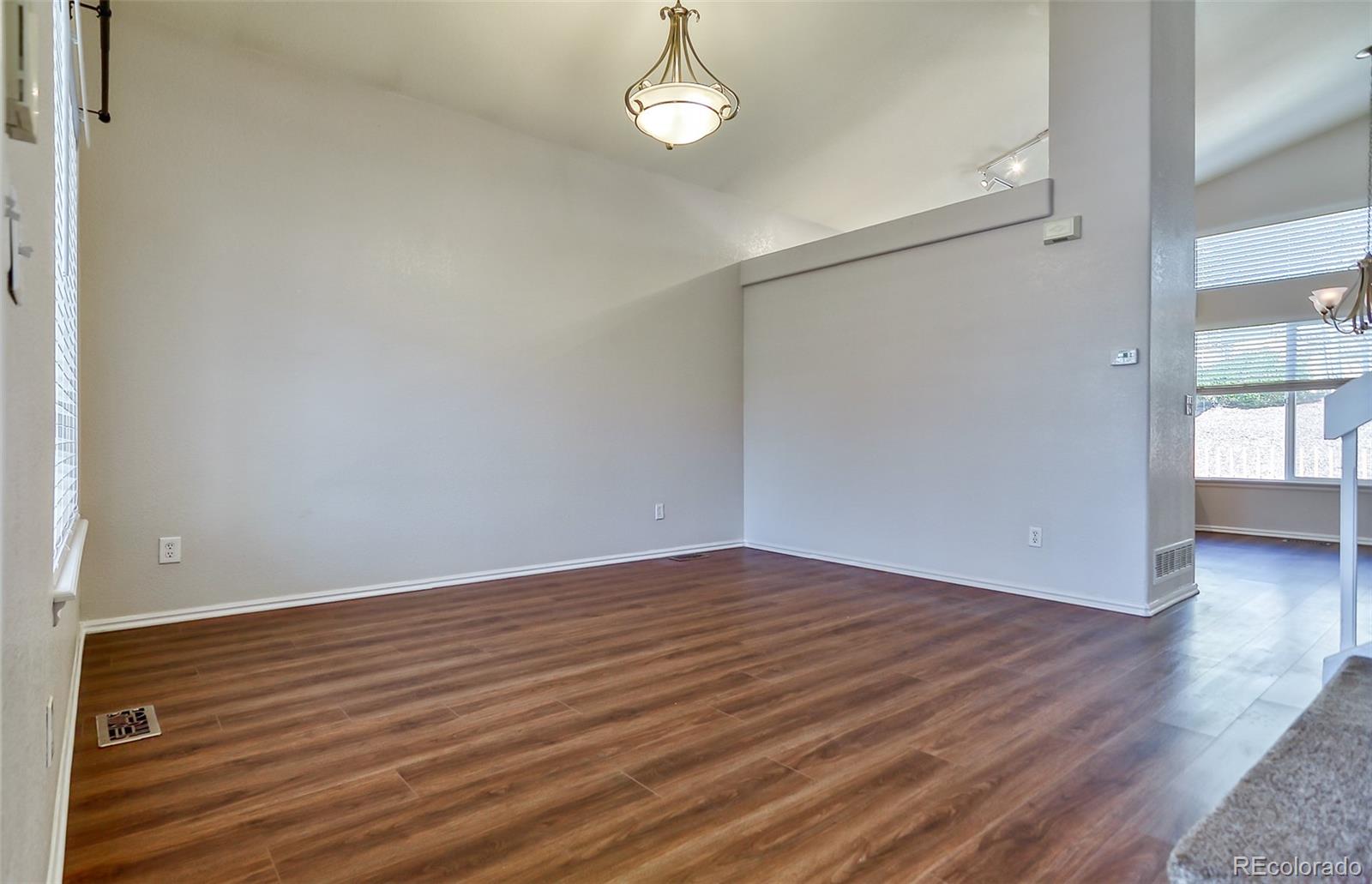 9735 Queenscliffe Drive