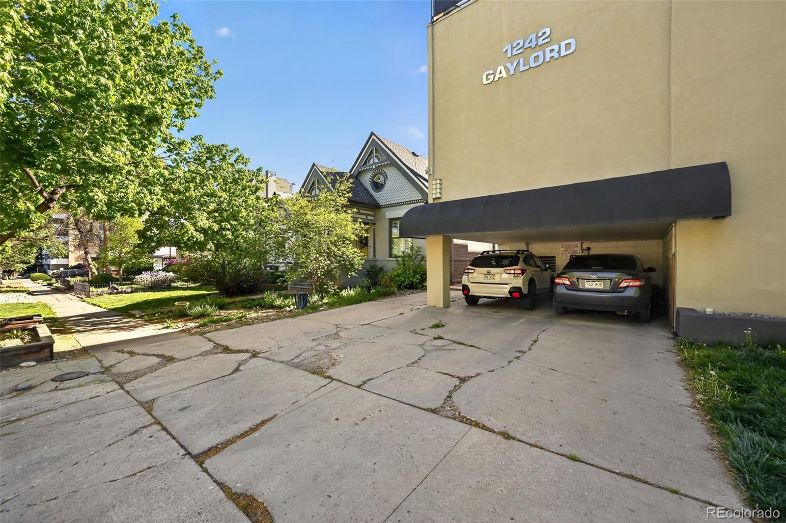 1242 Gaylord Street 201