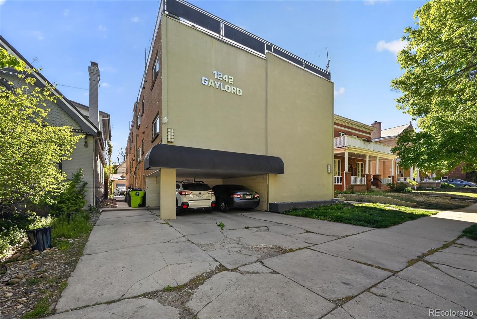 1242 Gaylord Street 201