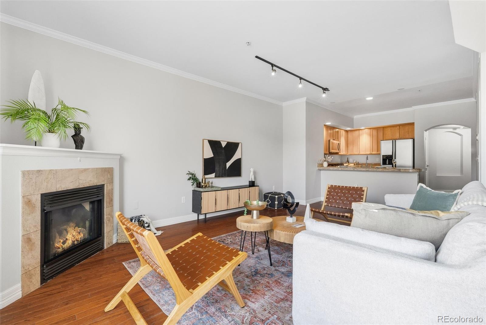 1705 N Gaylord Street 207