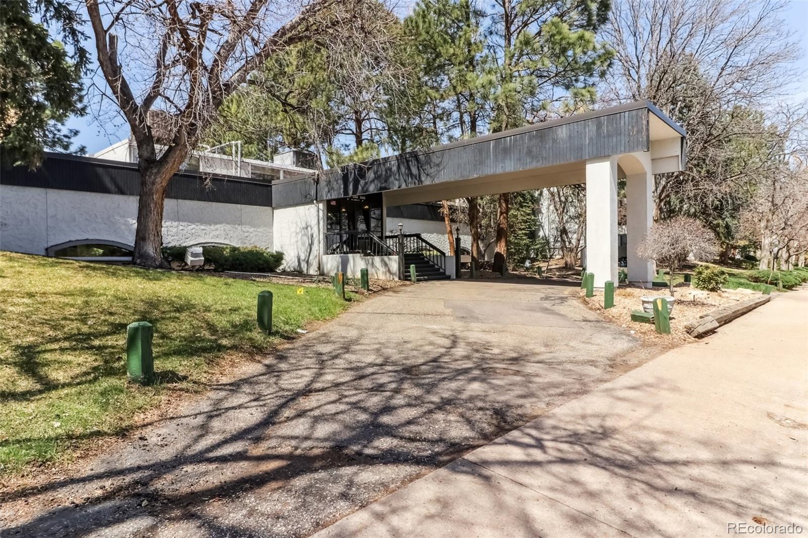 2375 S Linden Court 118